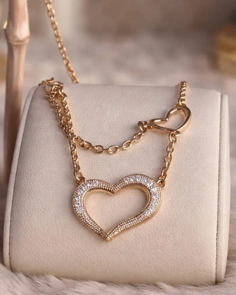 Minimal Double Layer With Stone Loe Pendant