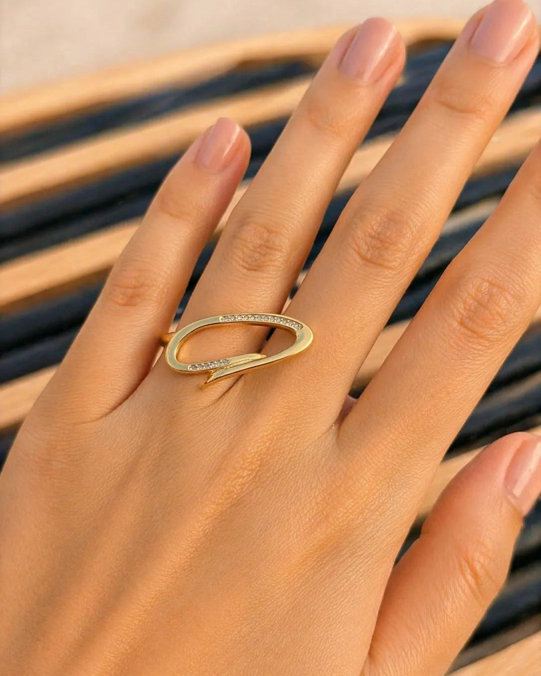 Open Adjustable Ring With Stone